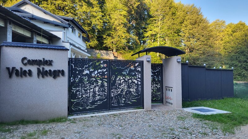 Maneciu, statiunea Cheia Prahova, apartament in vila la munte