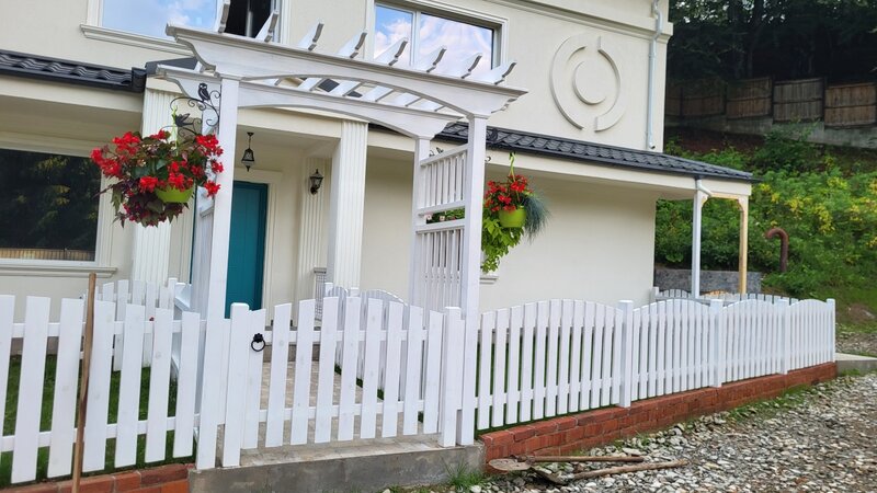 Maneciu, statiunea Cheia Prahova, apartament in vila la munte